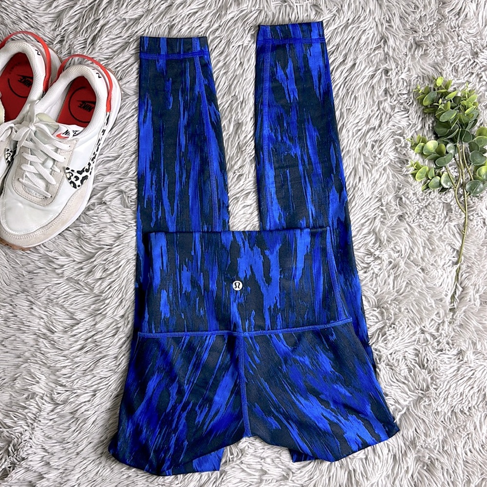 Lululemon Wunder Under Pant (Hi-Rise) *Full-On Luon
Painted Animal Sprinkler 2